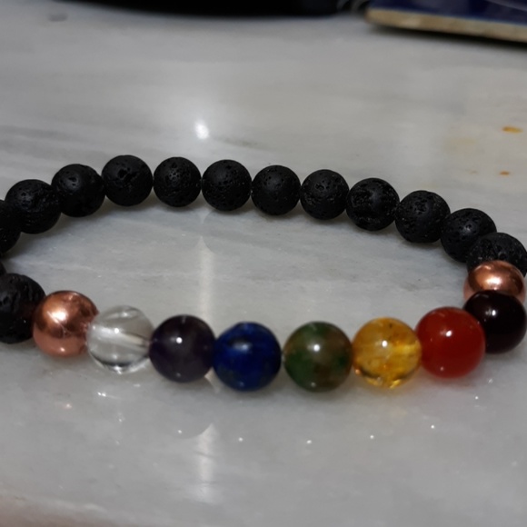 Natural gems & lava bead diffuser chakra bracelet - Picture 5 of 5